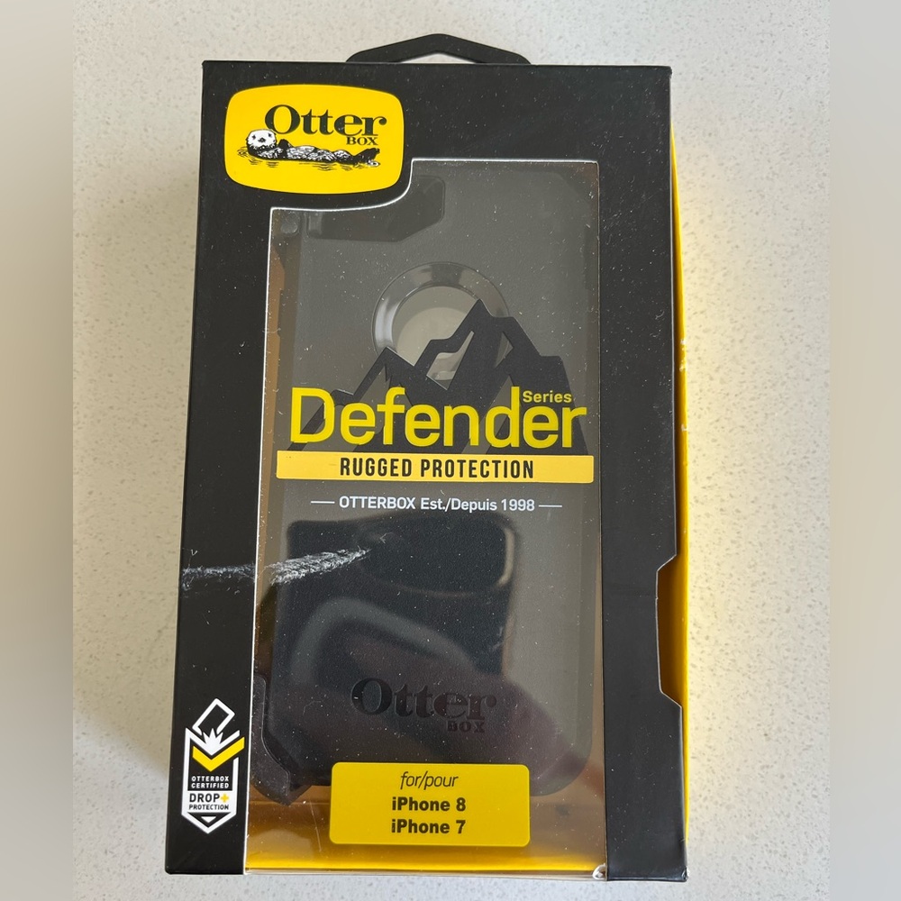 Otterbox Defender Case for iPhone 8 and iPhone 7 - Black